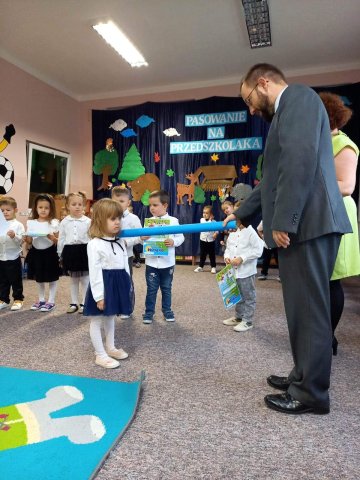 Pasowanie na Przedszkolaka w Samorządowym Przedszkolu w Olesznie